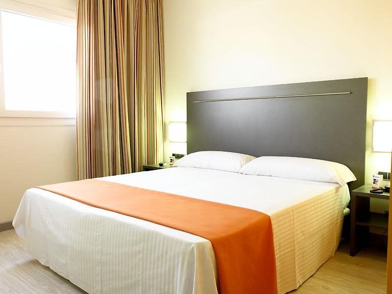 H2 Fuenlabrada Hotel Exterior foto